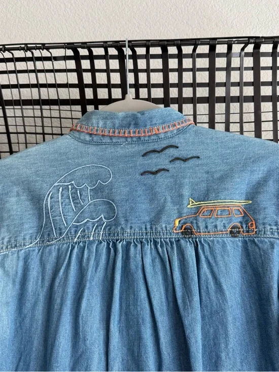 RARE SAMPLE Anthropologie Pilcro sample embroidered denim button down shirt - Picture 5 of 6